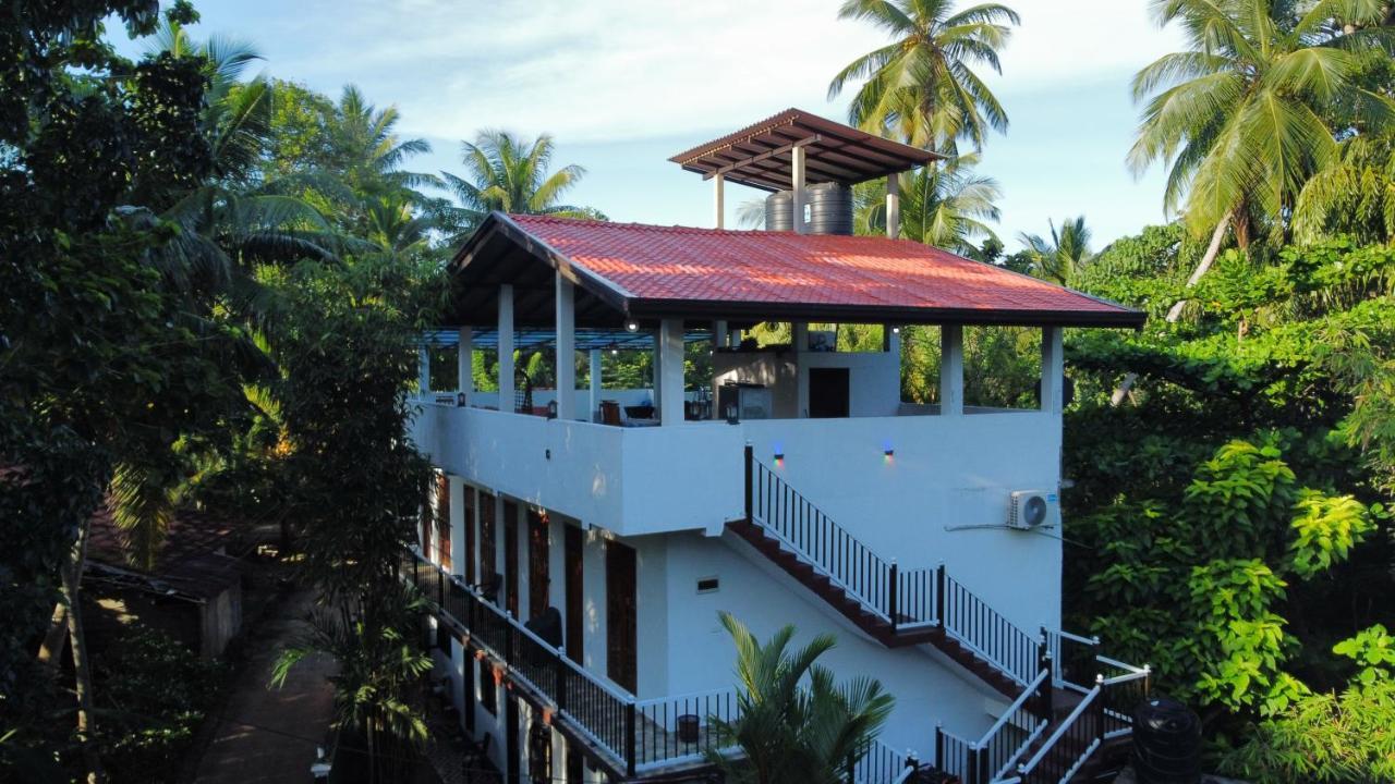 Rainbow Guest House Hikkaduwa Exterior foto