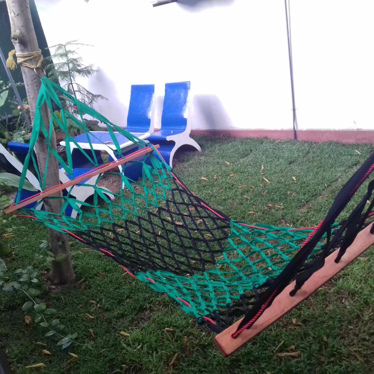 Rainbow Guest House Hikkaduwa Exterior foto